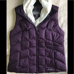 Down Vest ❄️ ⛄️ - Eddie Bauer- Medium - plum color